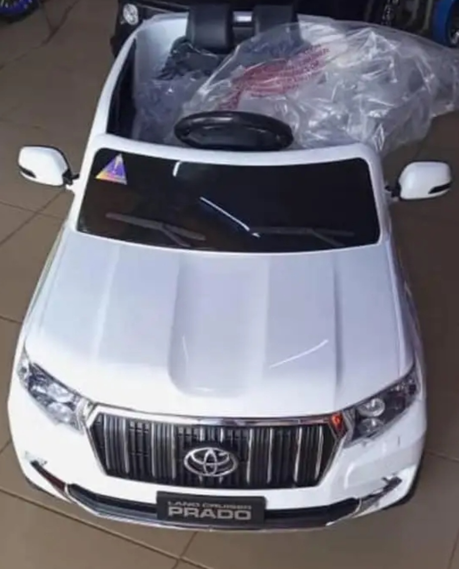 Voiture pour enfants 