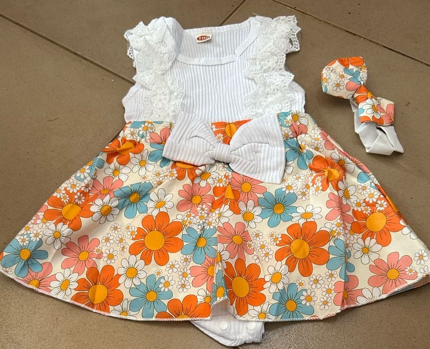 Miniature Grenouillère type fille 